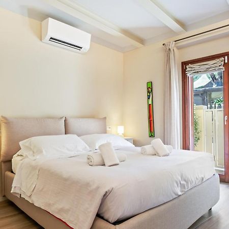 Piazzale Michelangelo Modern Flat Apartment ฟลอเรนซ์ ภายนอก รูปภาพ